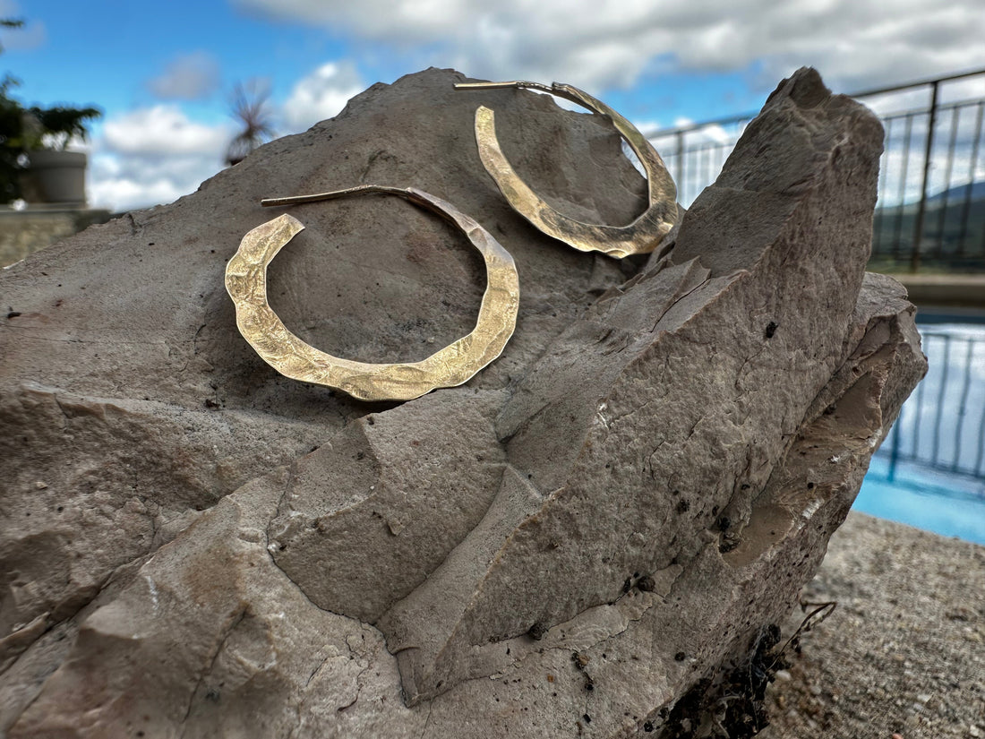 Why Gold Jewellery Doesn't Tarnish or Discolour